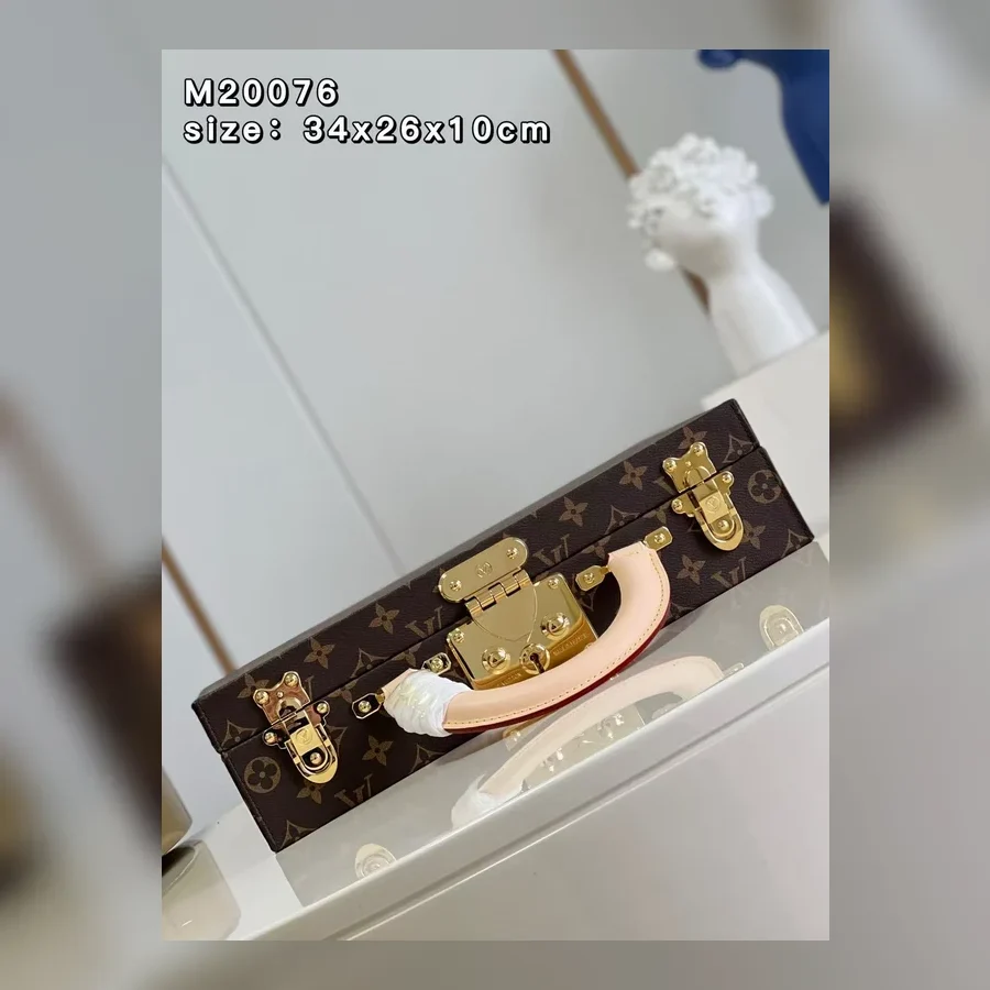 时尚箱包展示模板首页预览案例预览图