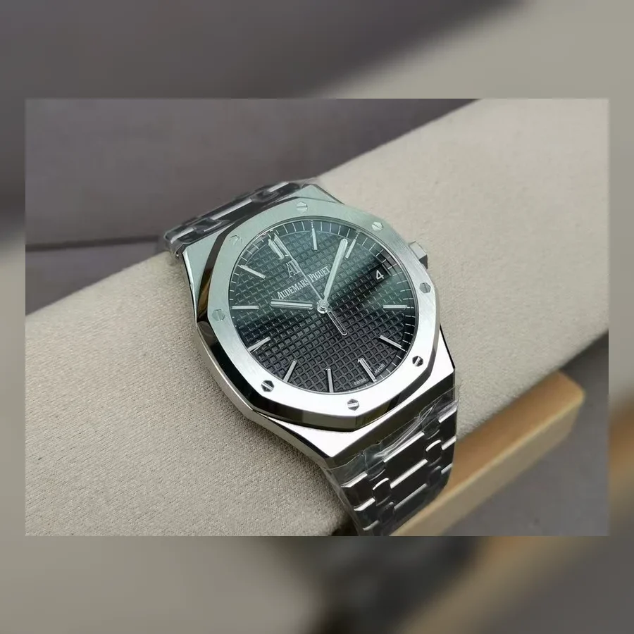 商务腕表展示款产品图